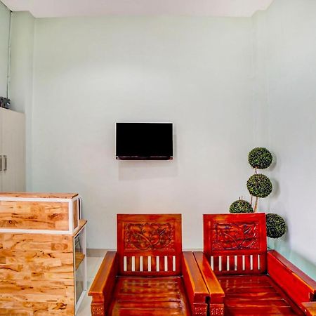 Oyo 91170 Ayahanda Residence Medan Ngoại thất bức ảnh