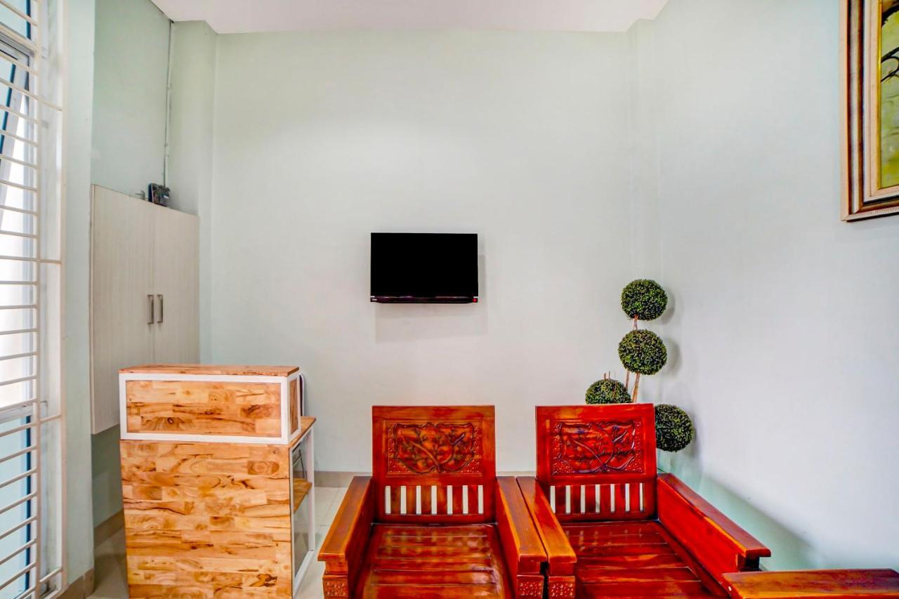 Oyo 91170 Ayahanda Residence Medan Ngoại thất bức ảnh