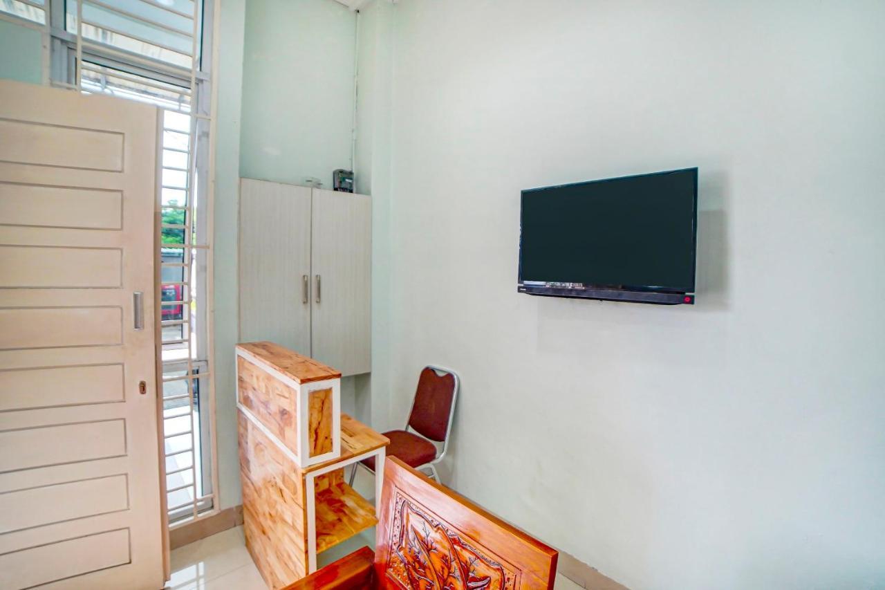 Oyo 91170 Ayahanda Residence Medan Ngoại thất bức ảnh