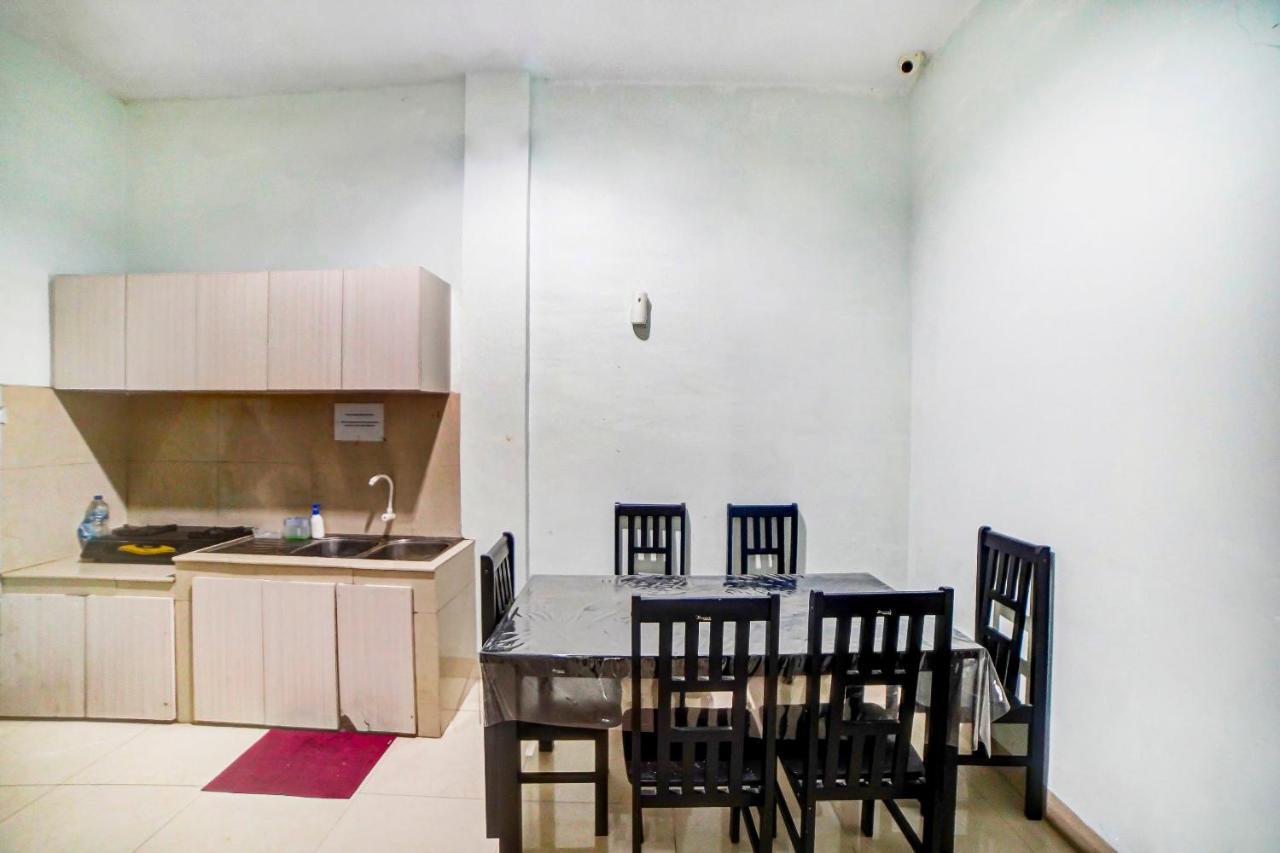 Oyo 91170 Ayahanda Residence Medan Ngoại thất bức ảnh