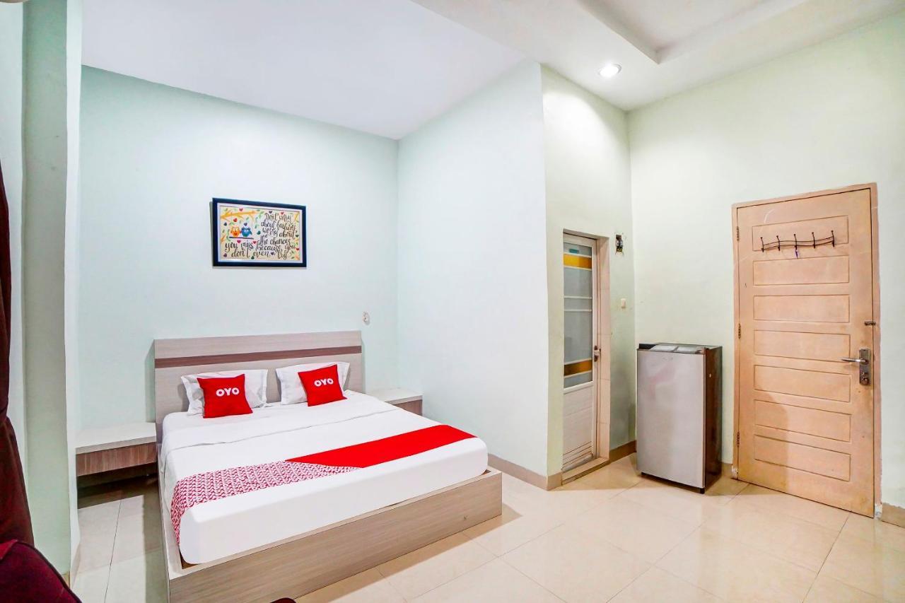 Oyo 91170 Ayahanda Residence Medan Ngoại thất bức ảnh