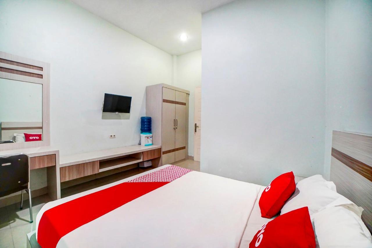 Oyo 91170 Ayahanda Residence Medan Ngoại thất bức ảnh