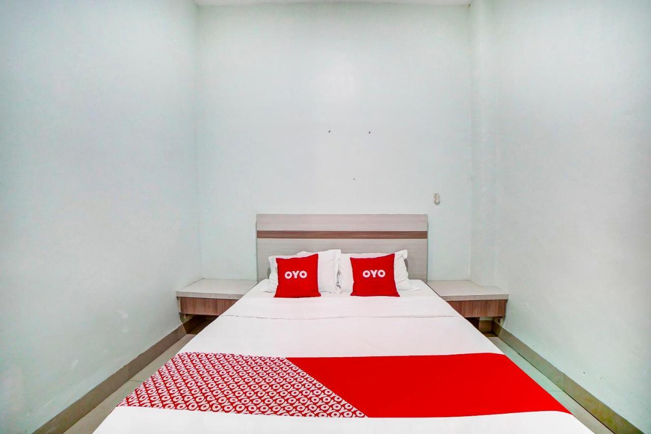 Oyo 91170 Ayahanda Residence Medan Ngoại thất bức ảnh