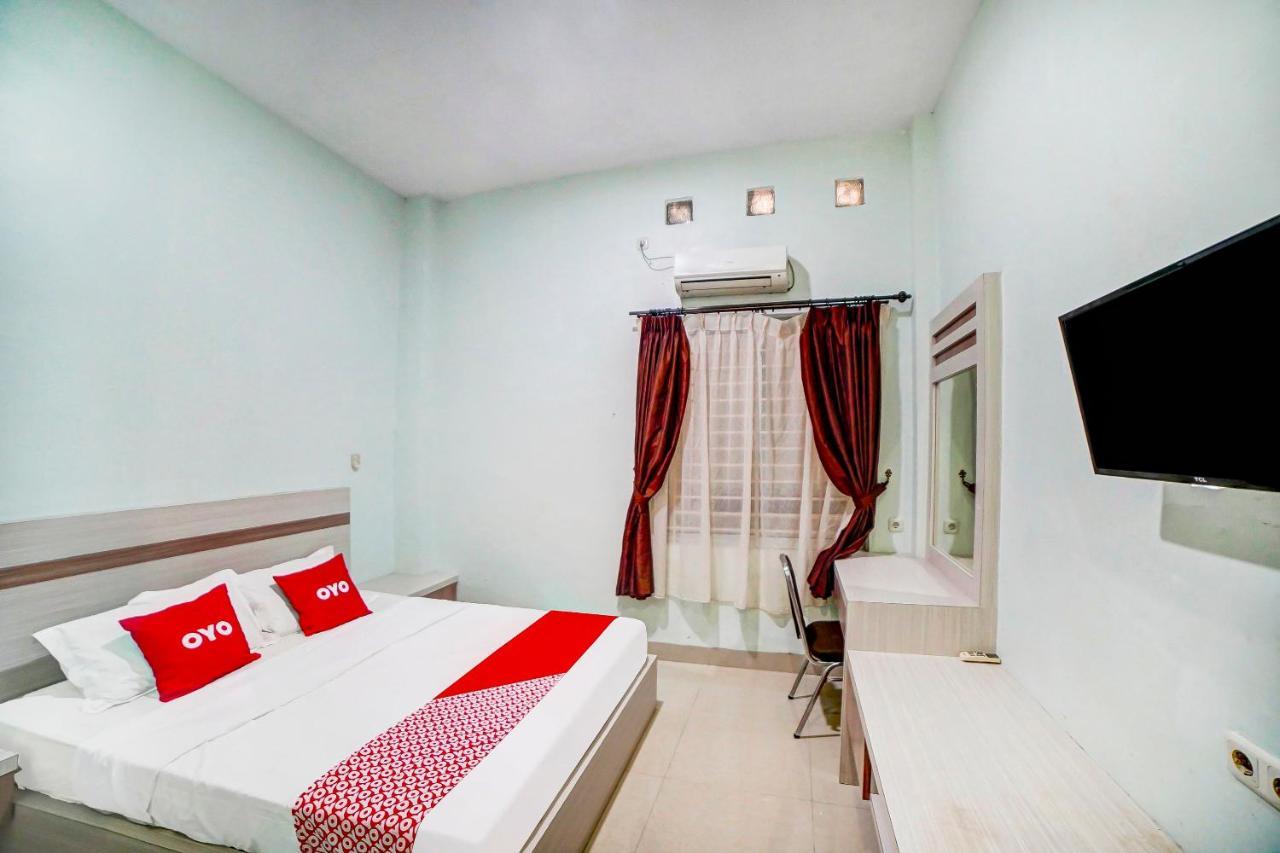 Oyo 91170 Ayahanda Residence Medan Ngoại thất bức ảnh